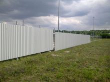 Montaż ogrodzeń